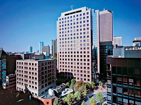 Office in Tokyo Kamiyacho MT Building